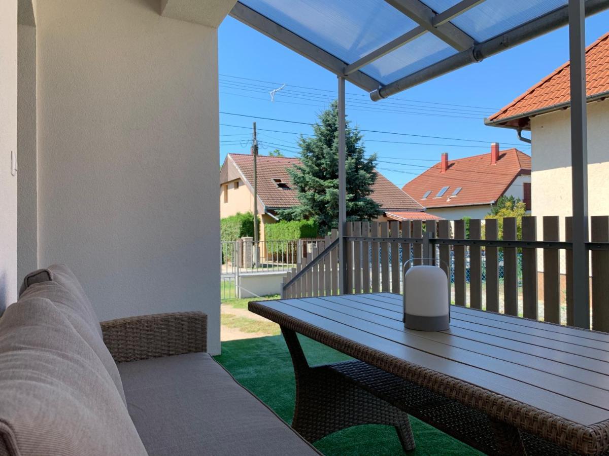 Otthon A Balatonon Vendeghaz Villa Кестели Екстериор снимка